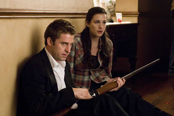 Kristen (Liv Tyler) et James (Scott Speedman) Kristen (Liv Tyler) et James (Scott Speedman)